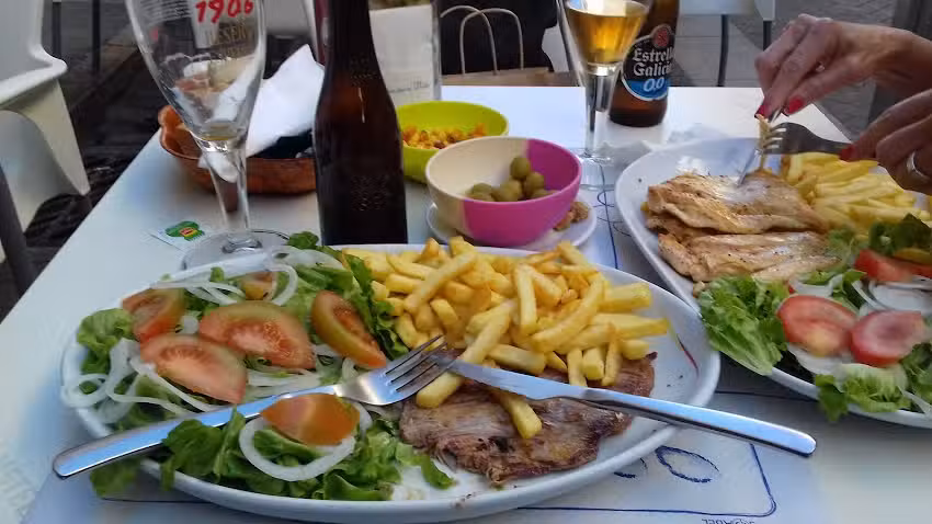 Santa Columba. Cafeteria..