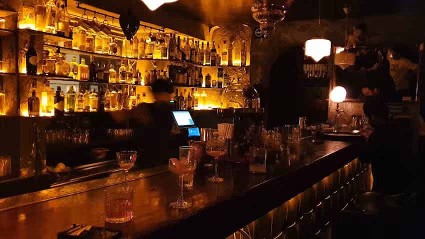 Santos y Desamparados