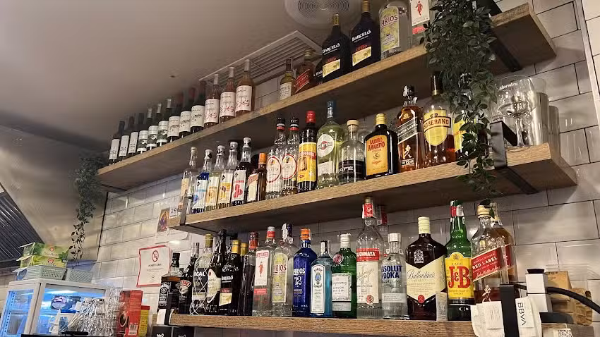 Saz&oacute;n Teatinos