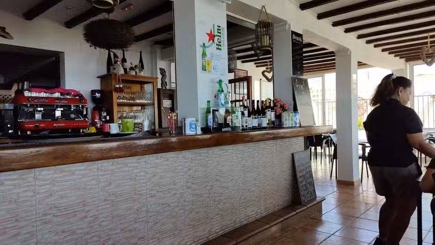 SCOTTY&rsquo;S El Tr&oacute;pico.