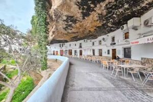 Setenil de las bodegas