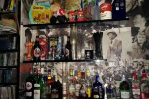 Shout bar &ndash; Segovia