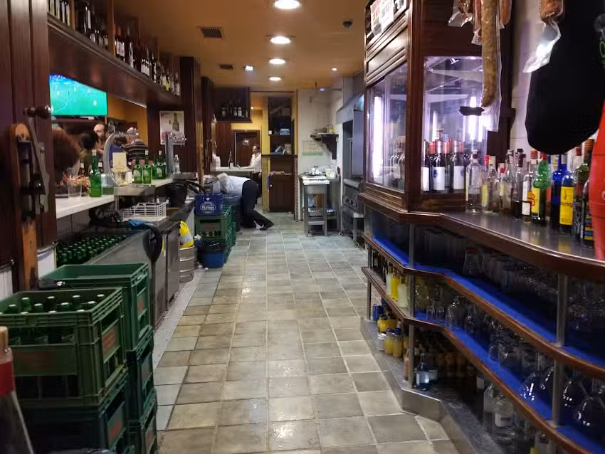 Sidrer&iacute;a Miravalles