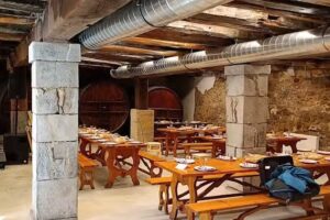 Sidrer&iacute;a PerkatzeneA sagardotegia.