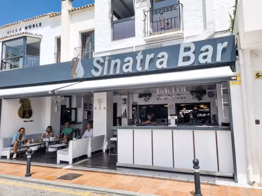 Sinatra Bar
