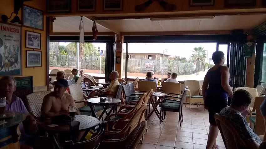 Sixty 61 one Irish Pub Menorca.