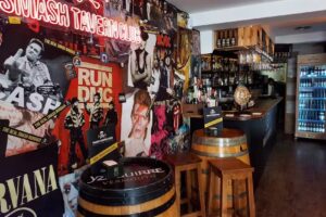 Smash tavern Burger club