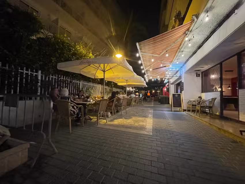 Smugglers Bar