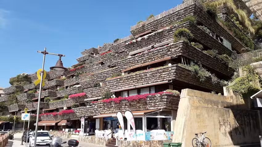 Solarium Bar Sangrias Cocktails