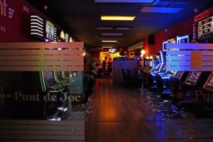 Sport bar, Cafetería, Apuestas Deportivas, local de juego – Punt de Joc (Ciutadella)