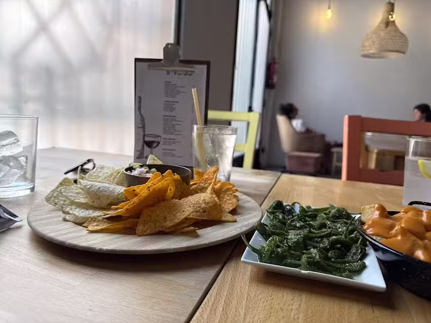 Strogo Bar