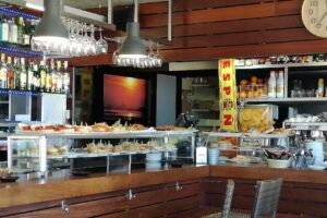 Surf Caf&eacute; Somo