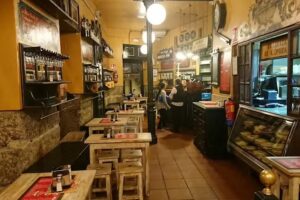 Taberna Almendro 13 La Latina