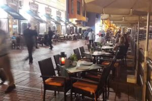 Taberna Chica. Playa De Las Canteras. Restaurante Las Palmas