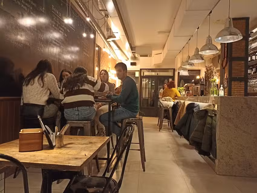 Taberna El Almac&eacute;n