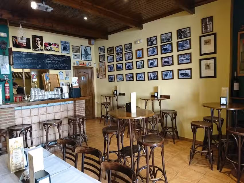Taberna El Rinc&oacute;n de Lola