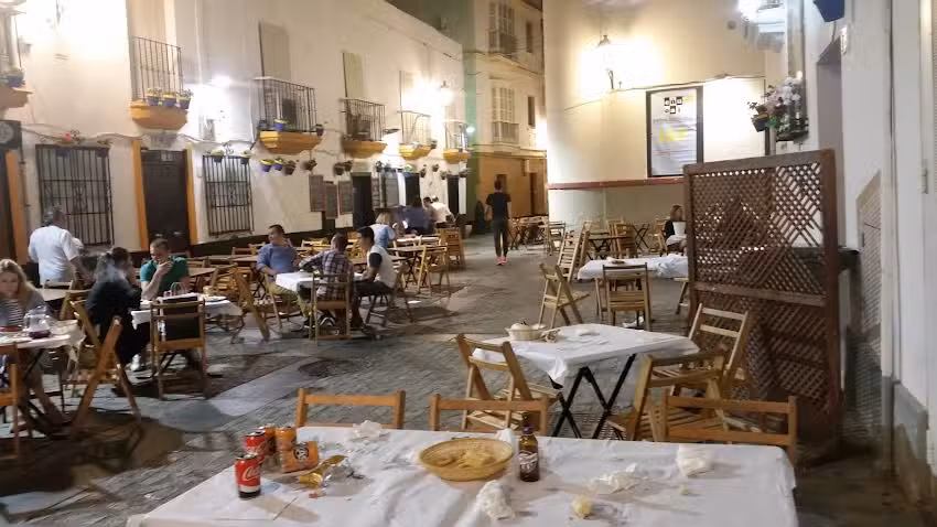 Taberna El t&iacute;o de La Tiza