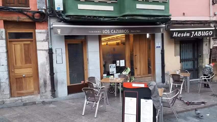 Taberna Los Cazurros