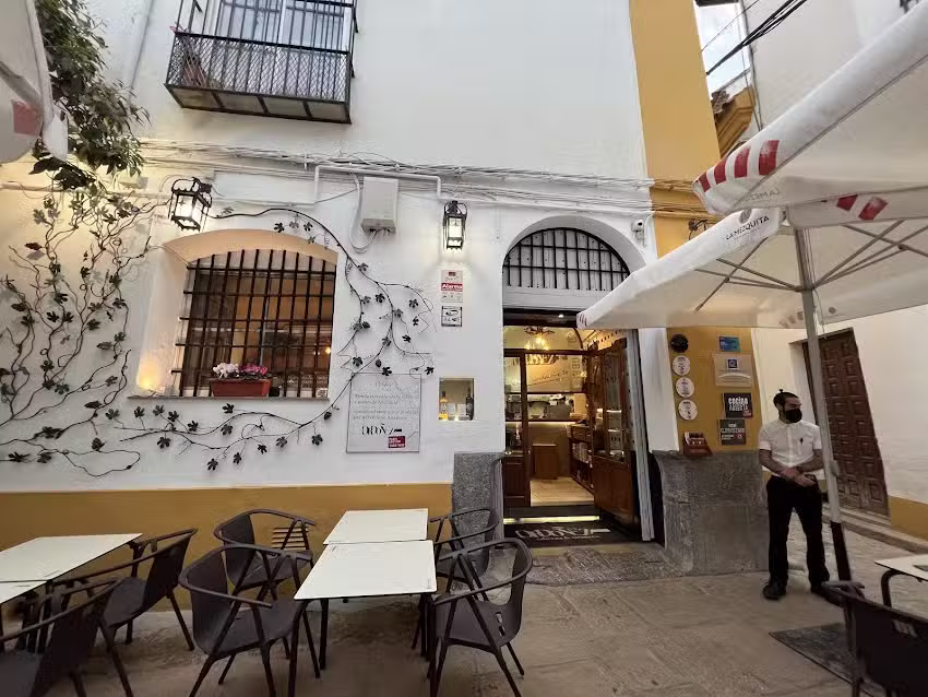 Taberna y Vinoteca Ordo&ntilde;ez
