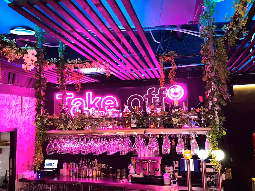 Take Off restaurante bar
