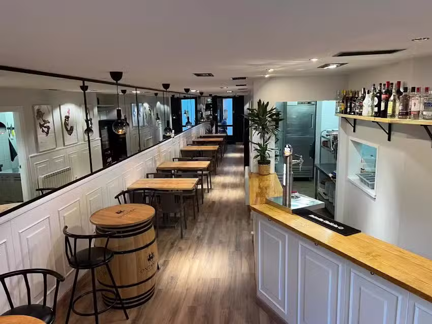 TAPAS & ARTE