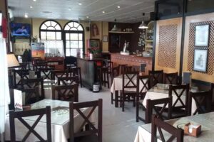 Taper&iacute;a-Cervecer&iacute;a Tos por Igual