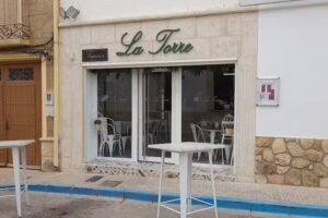 Taper&iacute;a La Torre.