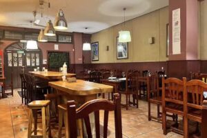 TAPER&Iacute;A O CANARIO