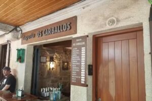 Taper&iacute;a Os Carballos