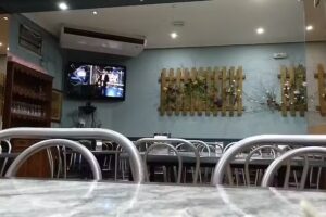 Taper&iacute;a TRIANA Caf&eacute;-Bar.