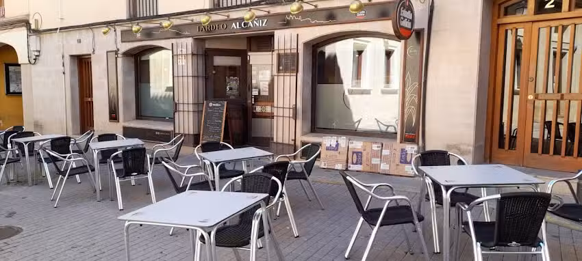 Tardeo Alca&ntilde;iz