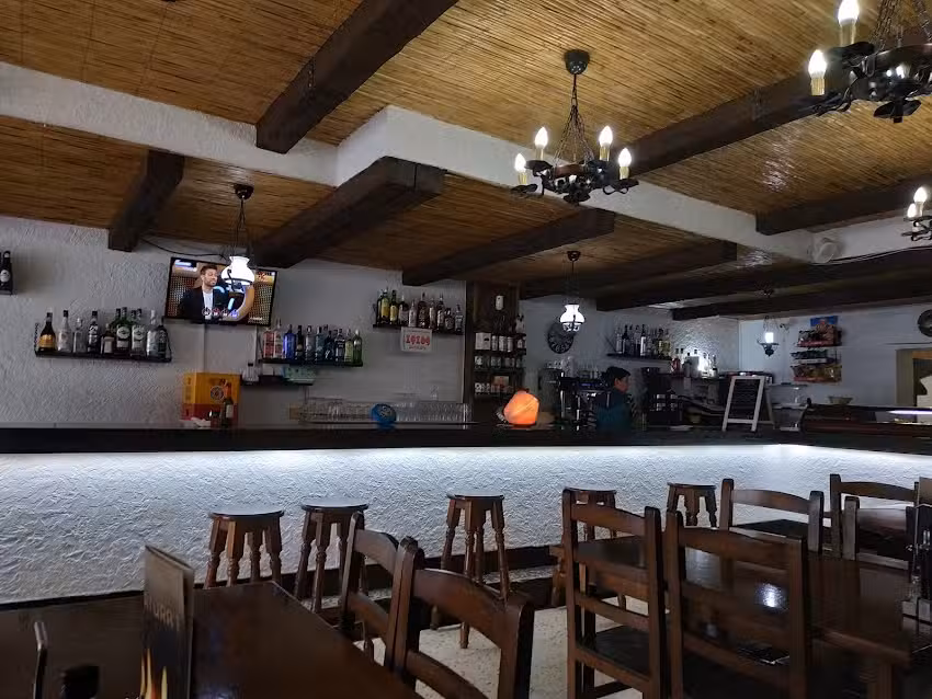 Tarek Bar Restaurant