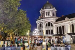 Terraza bar La Consigna