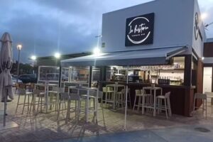 Terraza bar La Historia