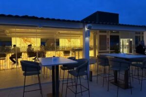 Terraza Chill Out Media Luna