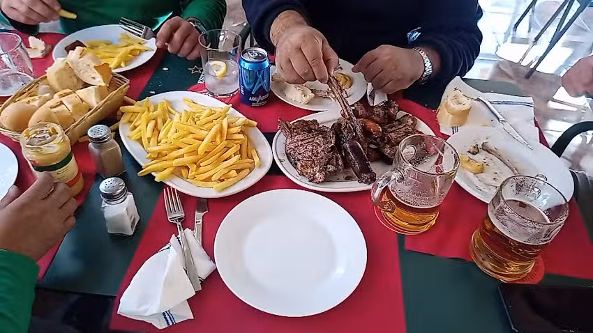 Tetera de Cobre Bar . Restaurante