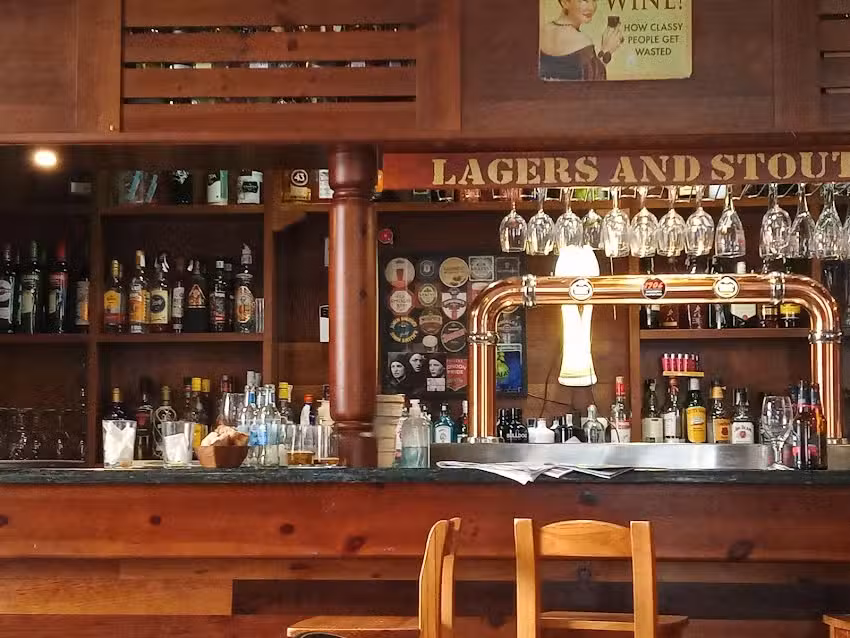 The Breen&rsquo;s Tavern