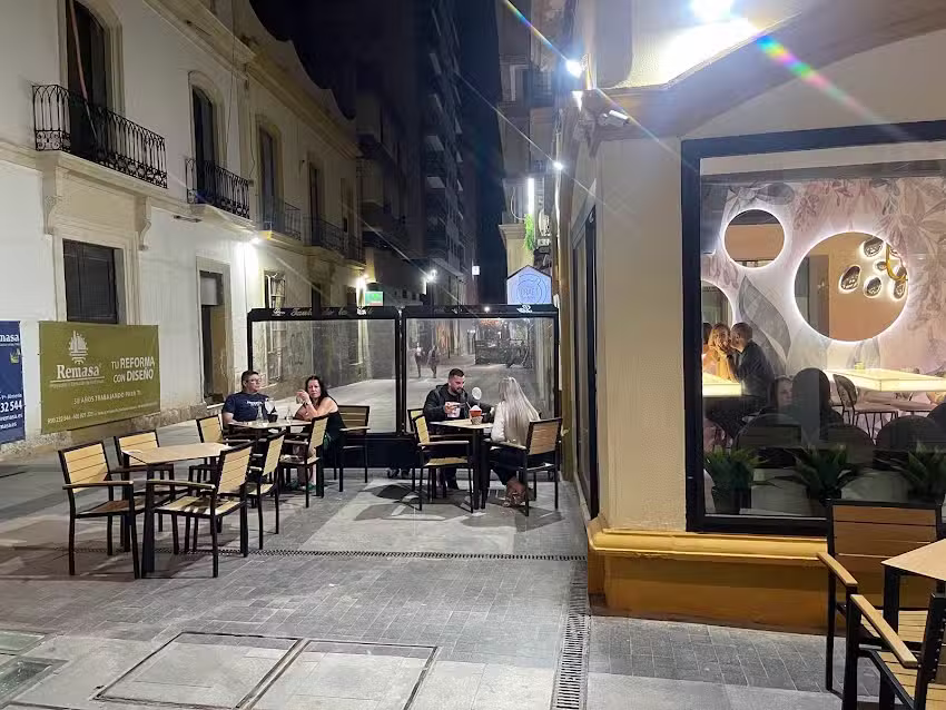 THE EXCLUSIVE MONKEY