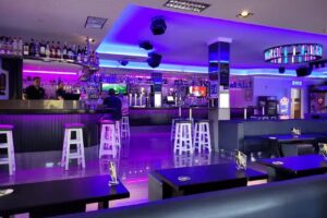 THE KING&rsquo;S HEAD