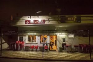 The Lakelands Sports Bar