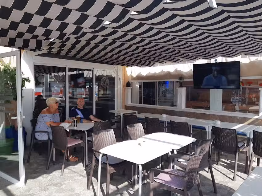 The Local La Florida