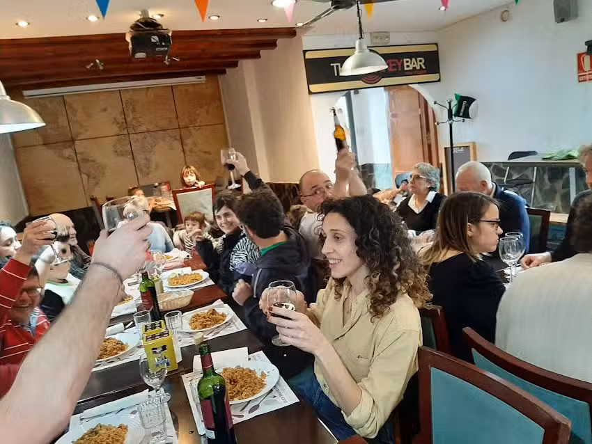 The Monkey Bar Ivars