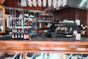 The Olivas Caf&eacute; Bar