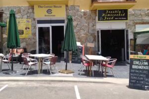 The Tasty Corner Restaurant/Bar