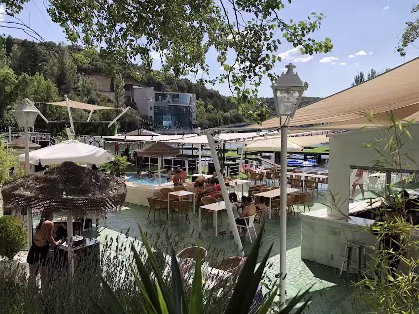 The VIP BAY Club