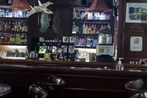 The White Clover &ndash; Irish Bar