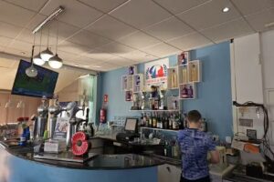 Thistle And Rose Bar