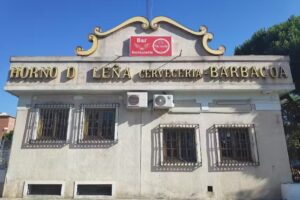 T&iacute;a Luc&iacute;a