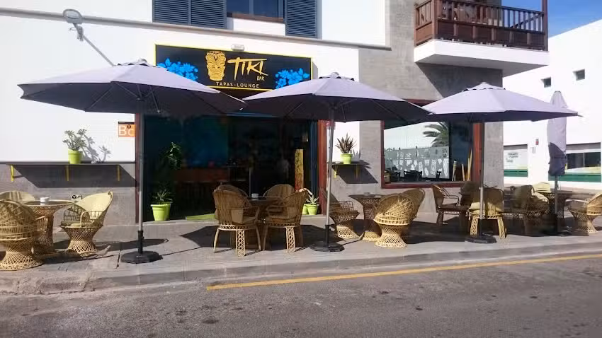 TIKI BAR