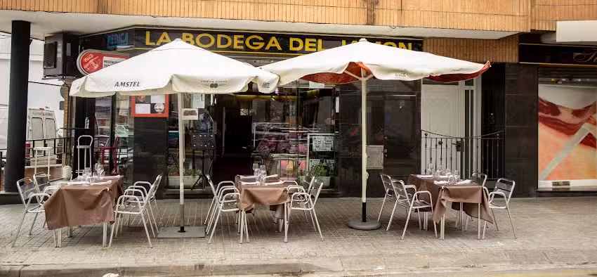 T&iacute;o Flores Barber&agrave;